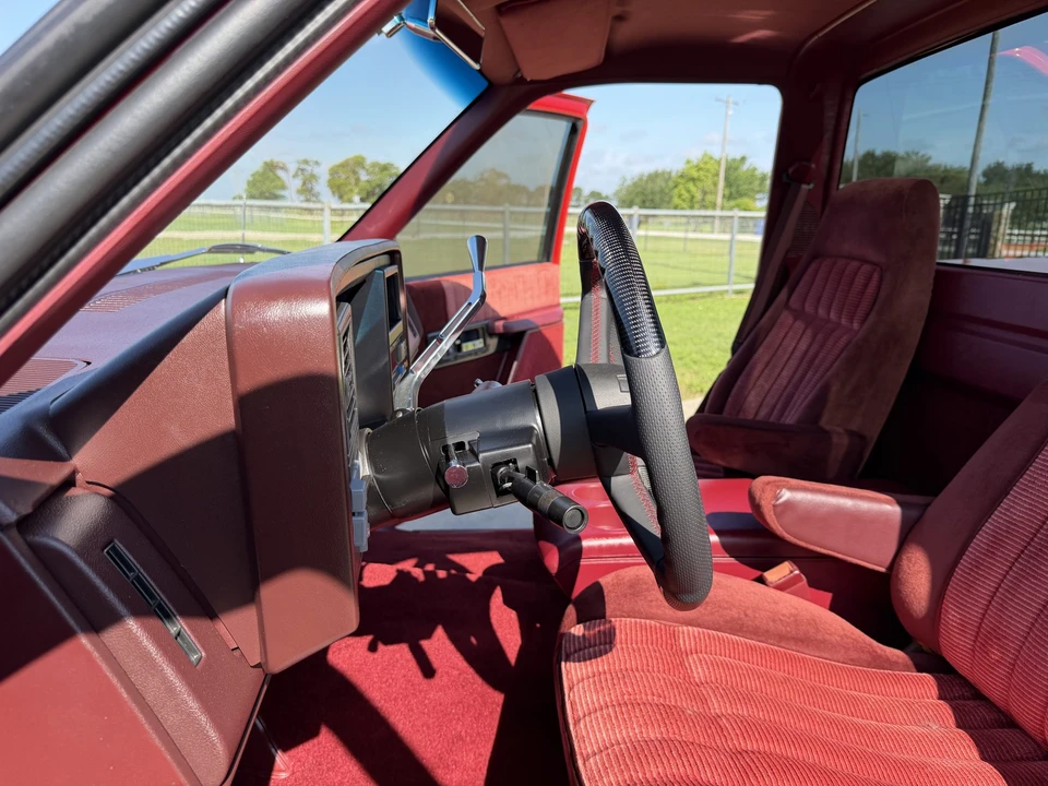 1994 Chevrolet C/K 4th Gen - Image 21 of 31