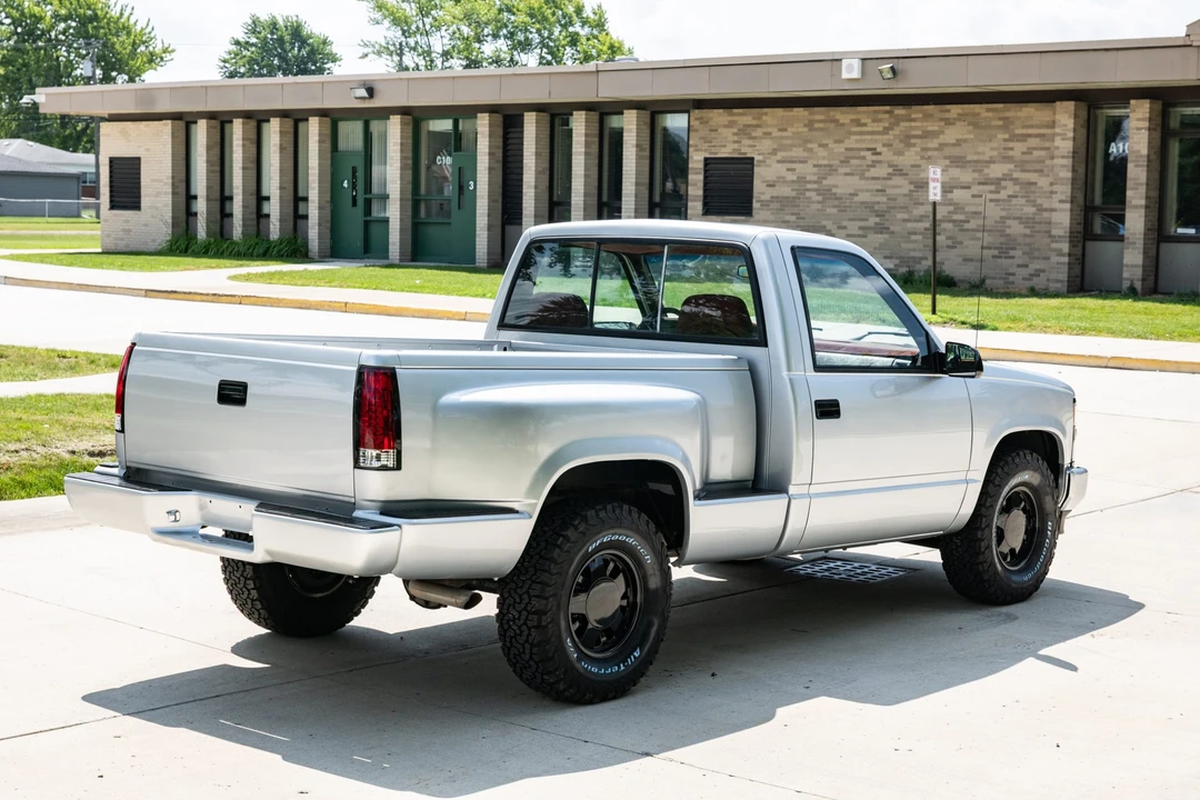 1994 Chevrolet C/K 4th Gen - Image 5 of 31