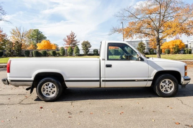 1994 Chevrolet C/K 4th Gen - Image 3 of 7