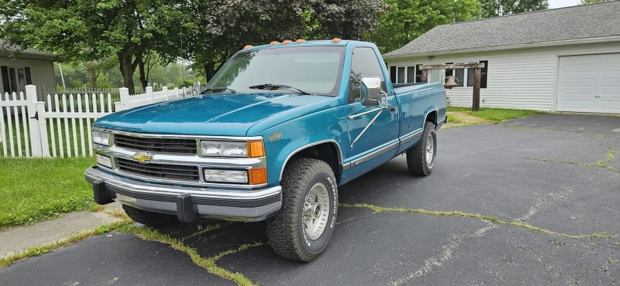 1994 Chevrolet C/K 4th Gen - Image 3 of 8