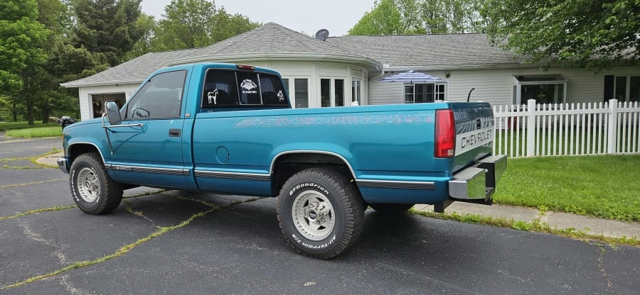 1994 Chevrolet C/K 4th Gen - Image 2 of 8