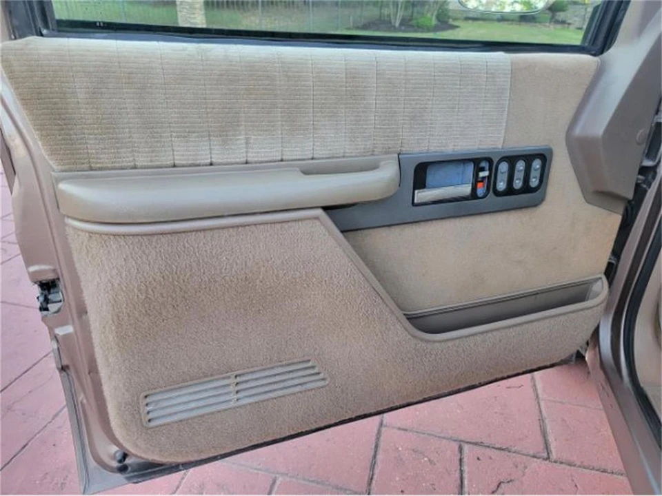 1994 Chevrolet C/K 4th Gen - Image 18 of 20
