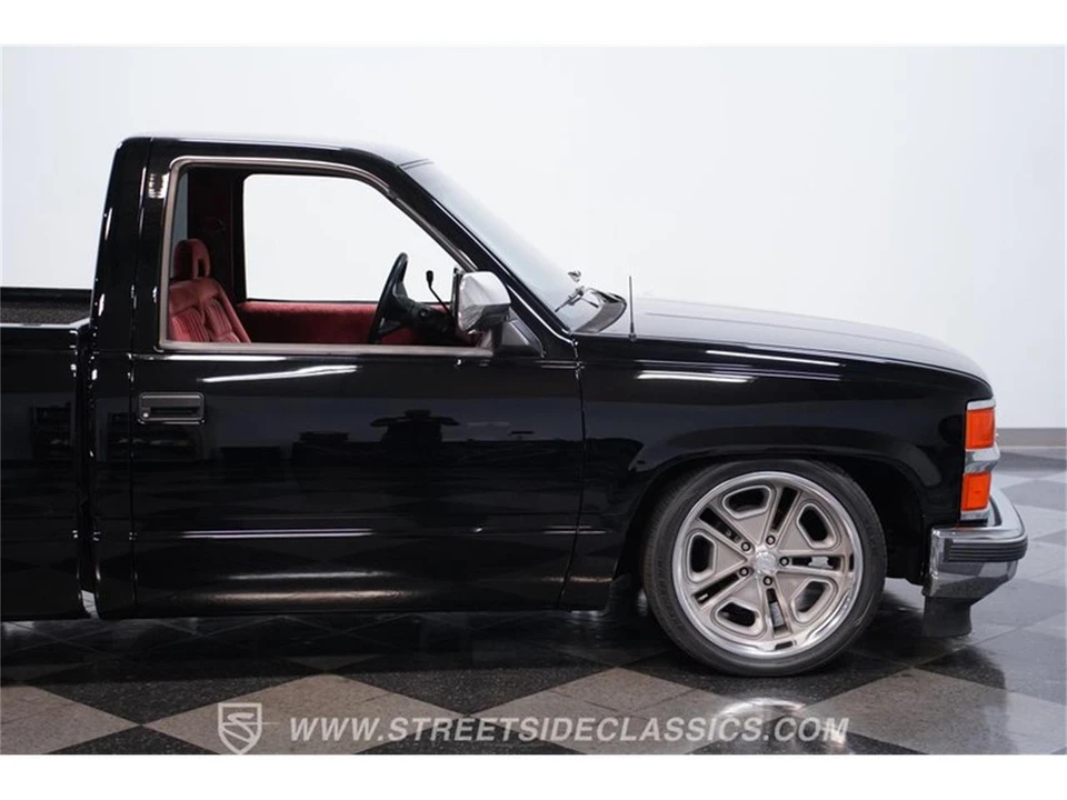 1994 Chevrolet C/K 4th Gen - Image 25 of 31