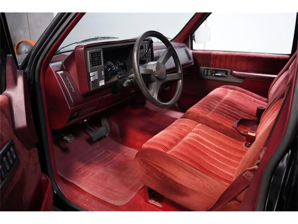 1994 Chevrolet C/K 4th Gen - Image 4 of 31