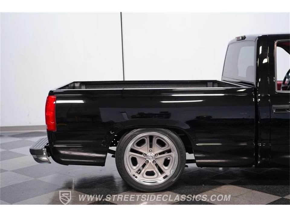 1994 Chevrolet C/K 4th Gen - Image 24 of 31
