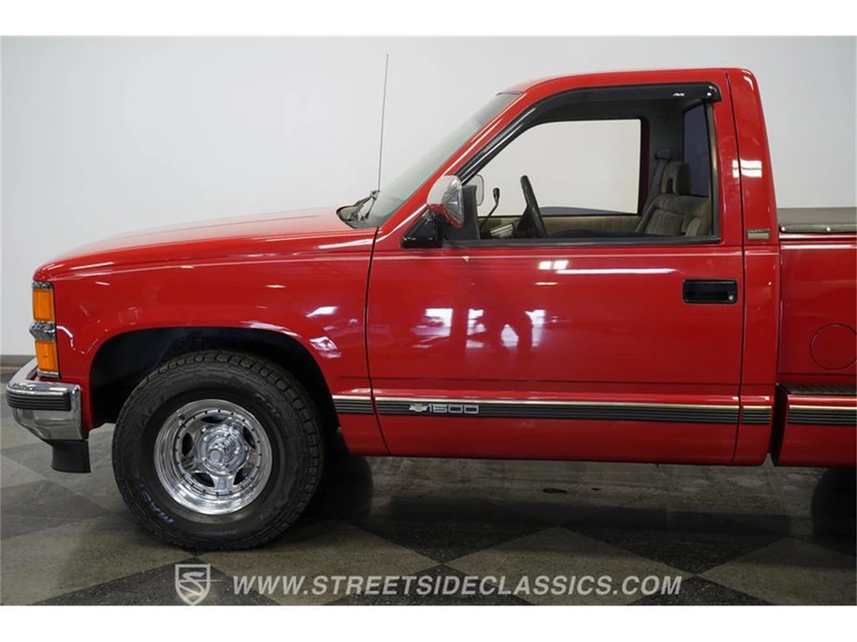 1994 Chevrolet C/K 4th Gen - Image 24 of 31