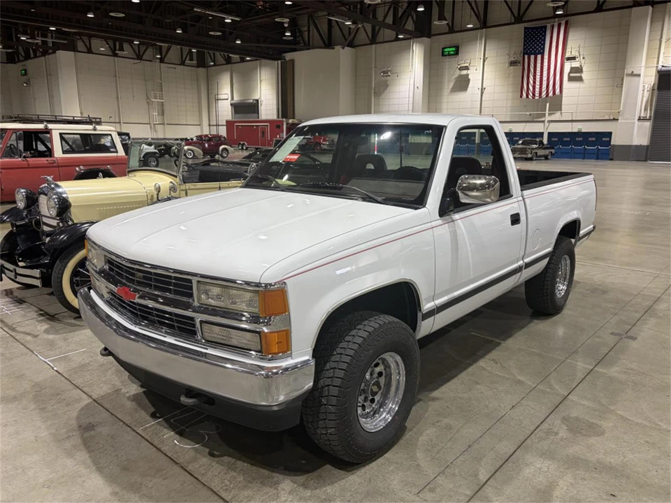 1994 Chevrolet C/K 4th Gen - Image 3 of 21