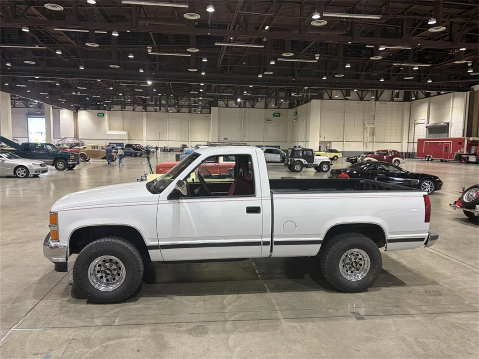 1994 Chevrolet C/K 4th Gen - Image 5 of 21