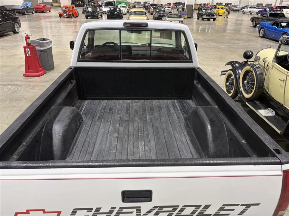 1994 Chevrolet C/K 4th Gen - Image 8 of 21
