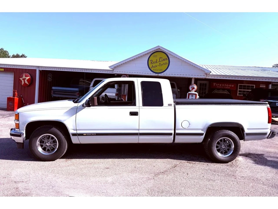 1994 Chevrolet C/K 4th Gen - Image 4 of 31