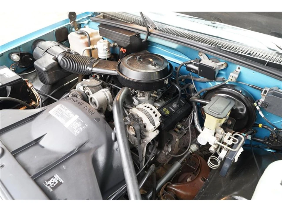 1994 Chevrolet C/K 4th Gen - Image 18 of 31