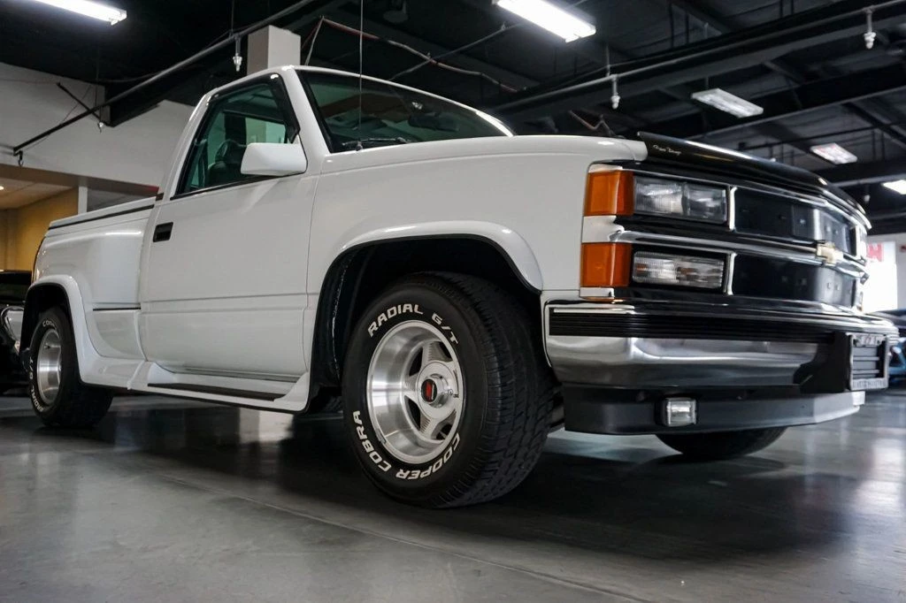1994 Chevrolet C/K 4th Gen - Image 2 of 12