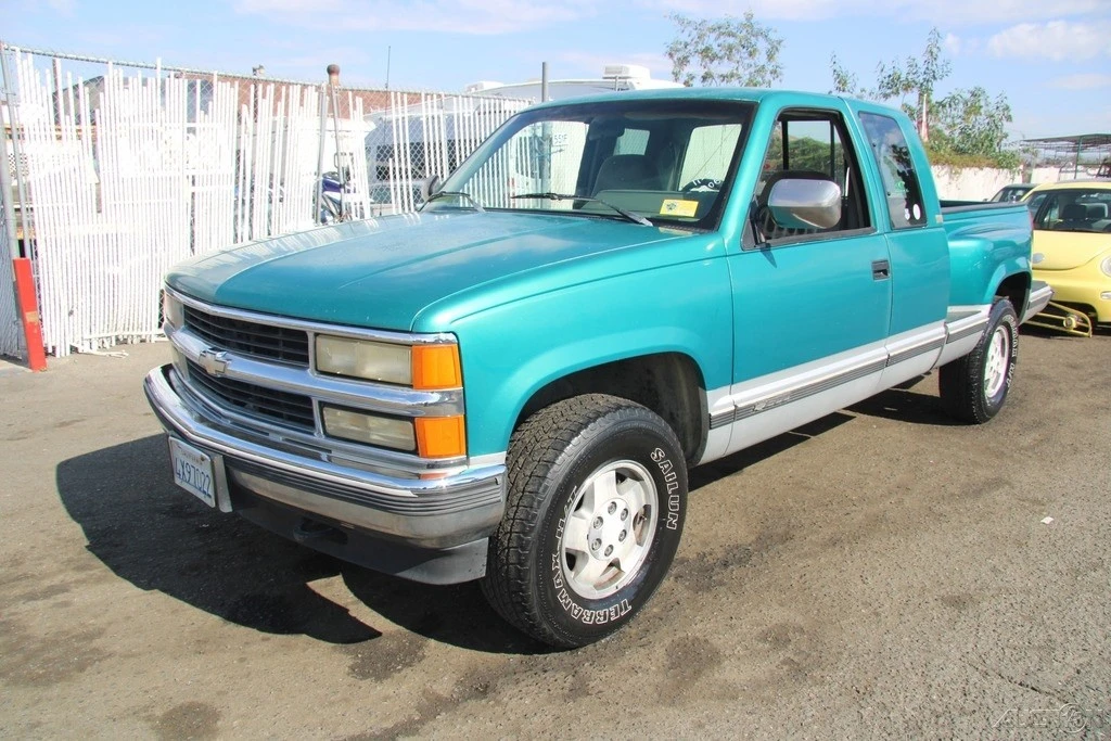 1994 Chevrolet C/K 4th Gen - Image 2 of 21