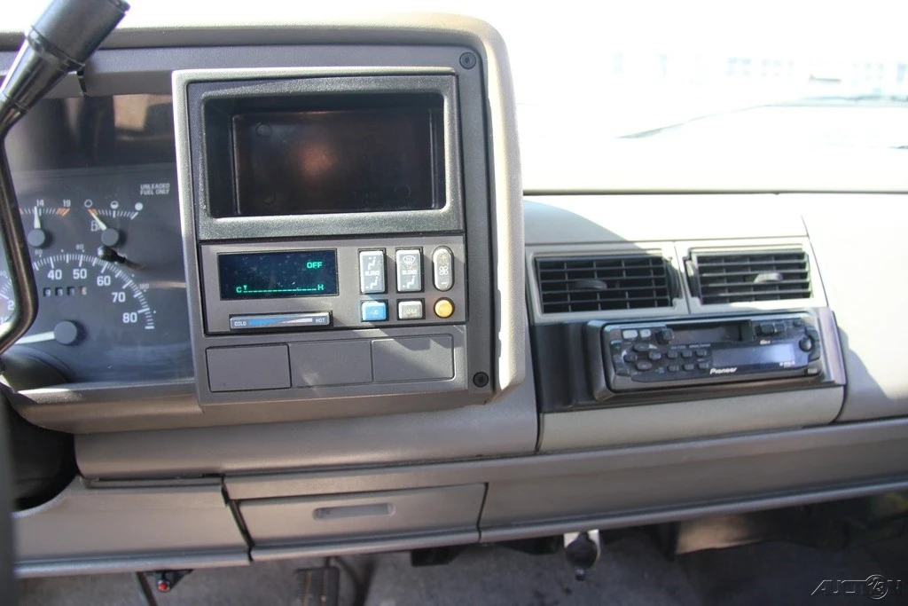 1994 Chevrolet C/K 4th Gen - Image 16 of 21