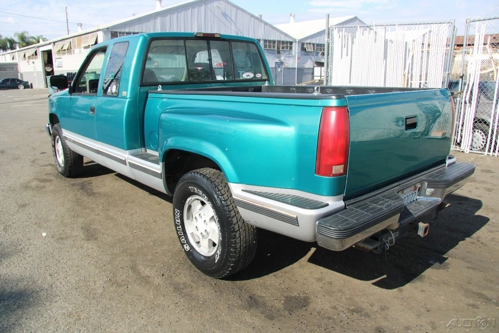 1994 Chevrolet C/K 4th Gen - Image 4 of 21