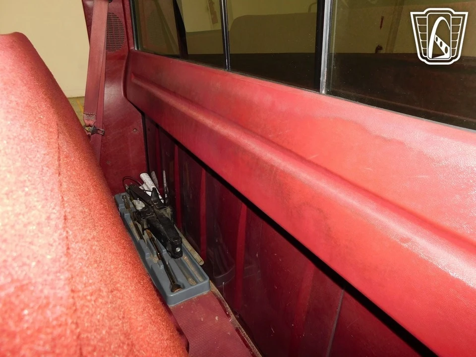 1994 Chevrolet C/K 4th Gen - Image 10 of 12