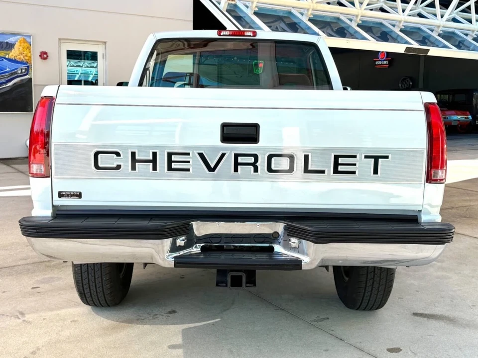 1994 Chevrolet C/K 3rd Gen - Image 6 of 12