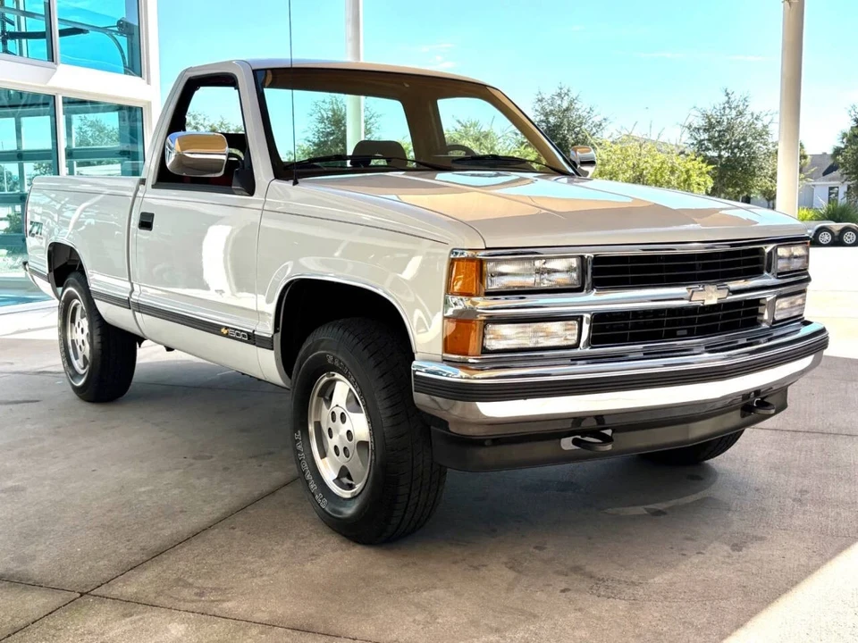 1994 Chevrolet C/K 3rd Gen - Image 3 of 12