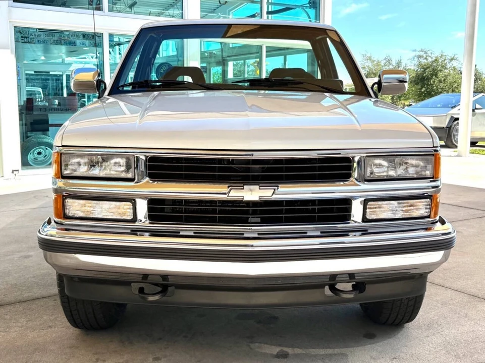 1994 Chevrolet C/K 3rd Gen - Image 2 of 12