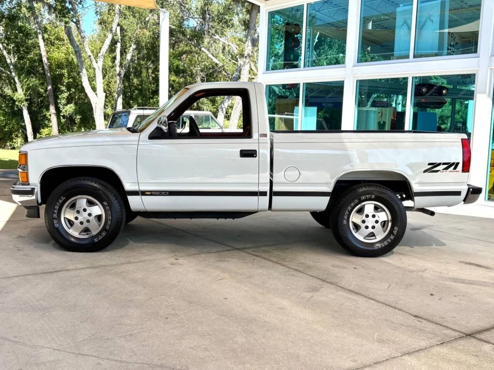 1994 Chevrolet C/K 3rd Gen - Image 9 of 12