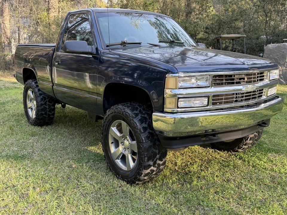 1994 Chevrolet C/K 4th Gen - Image 2 of 13