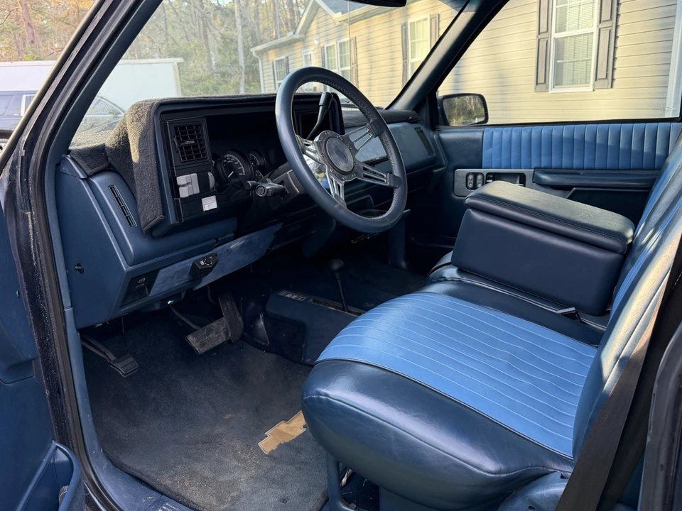1994 Chevrolet C/K 4th Gen - Image 6 of 13