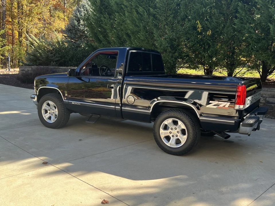 1994 Chevrolet C/K 4th Gen - Image 2 of 20