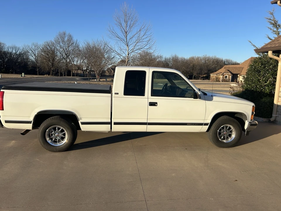 1994 Chevrolet C/K 4th Gen - Image 2 of 21
