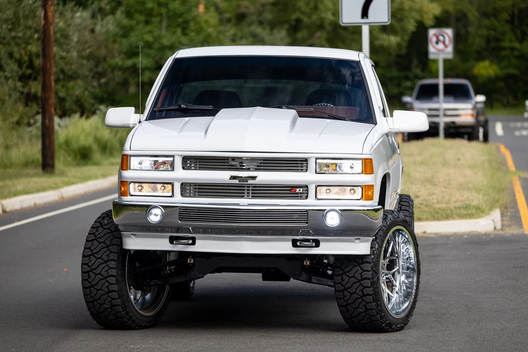 1994 Chevrolet C/K 4th Gen - Image 2 of 31