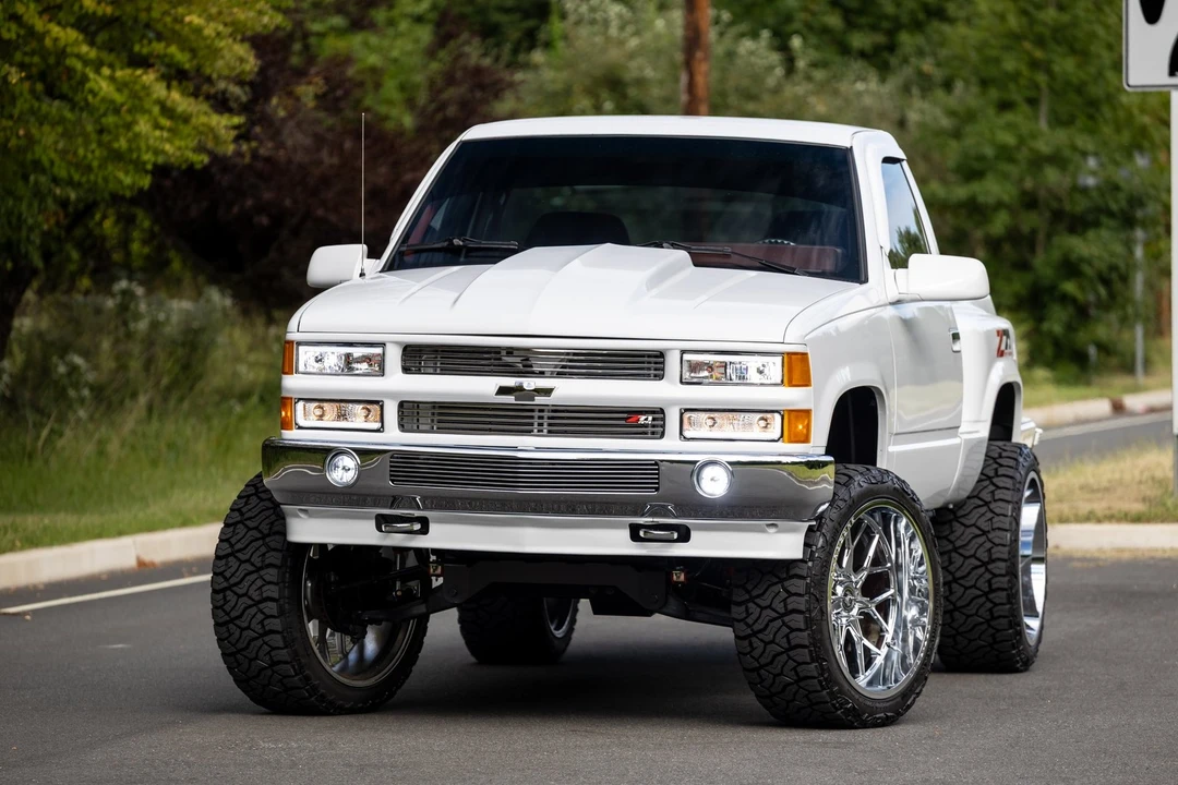 1994 Chevrolet C/K 4th Gen - Image 3 of 31