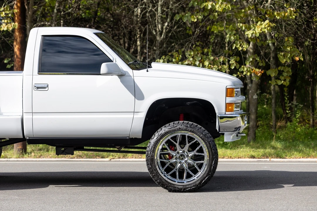 1994 Chevrolet C/K 4th Gen - Image 26 of 31