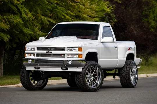 1994 Chevrolet C/K Pickup 1500 Reg Cab 117.5" WB 4WD