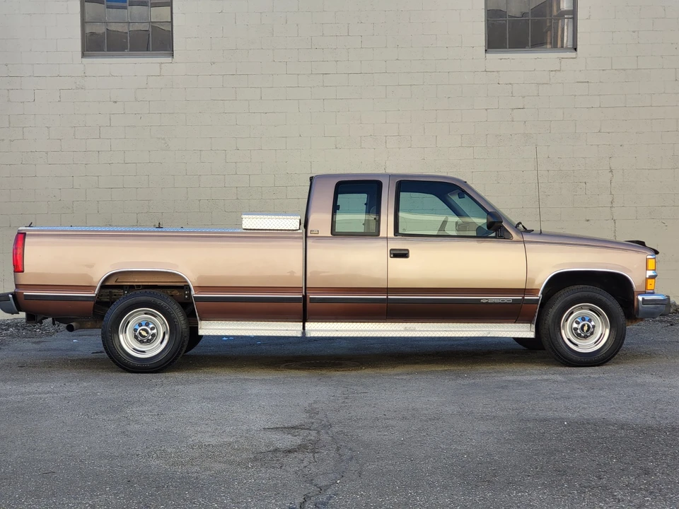 1994 Chevrolet C/K 4th Gen - Image 6 of 21