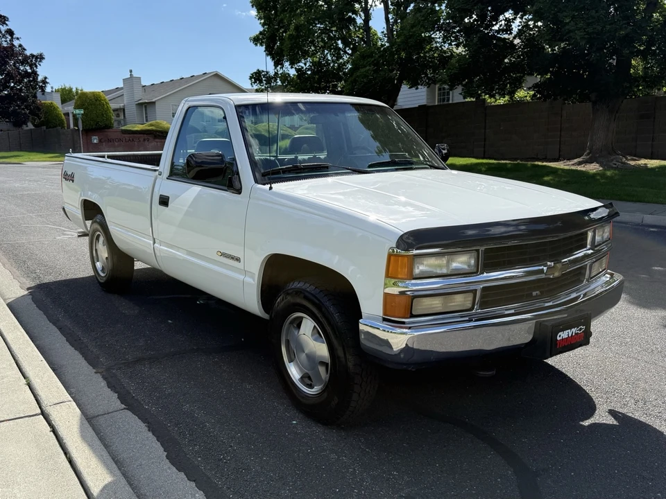 1994 Chevrolet - Image 7 of 31