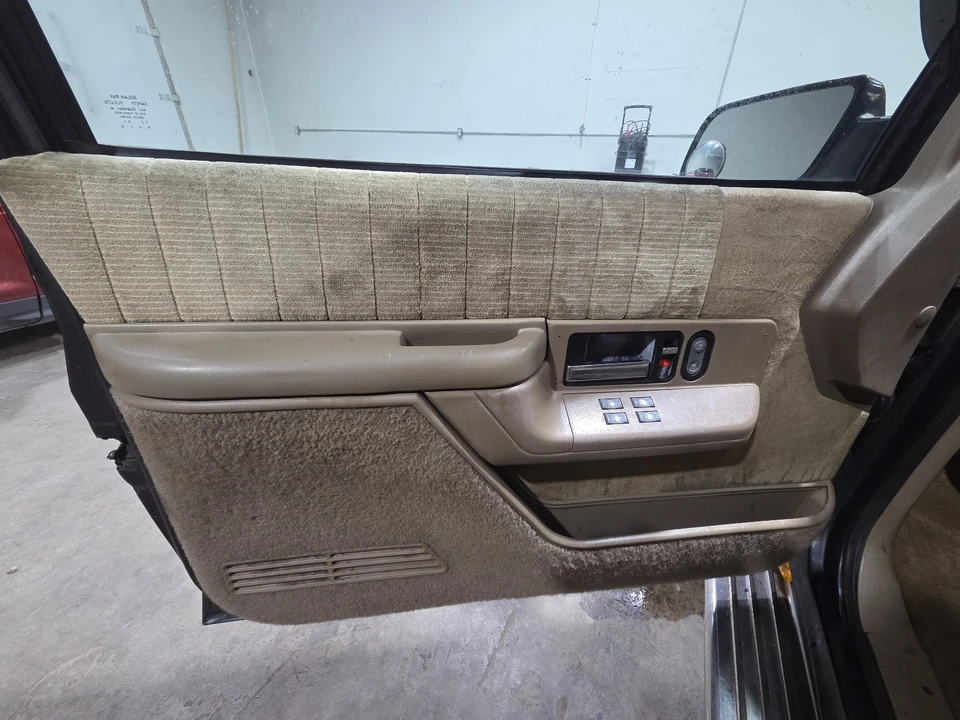 1994 Chevrolet C/K 3rd Gen - Image 8 of 16