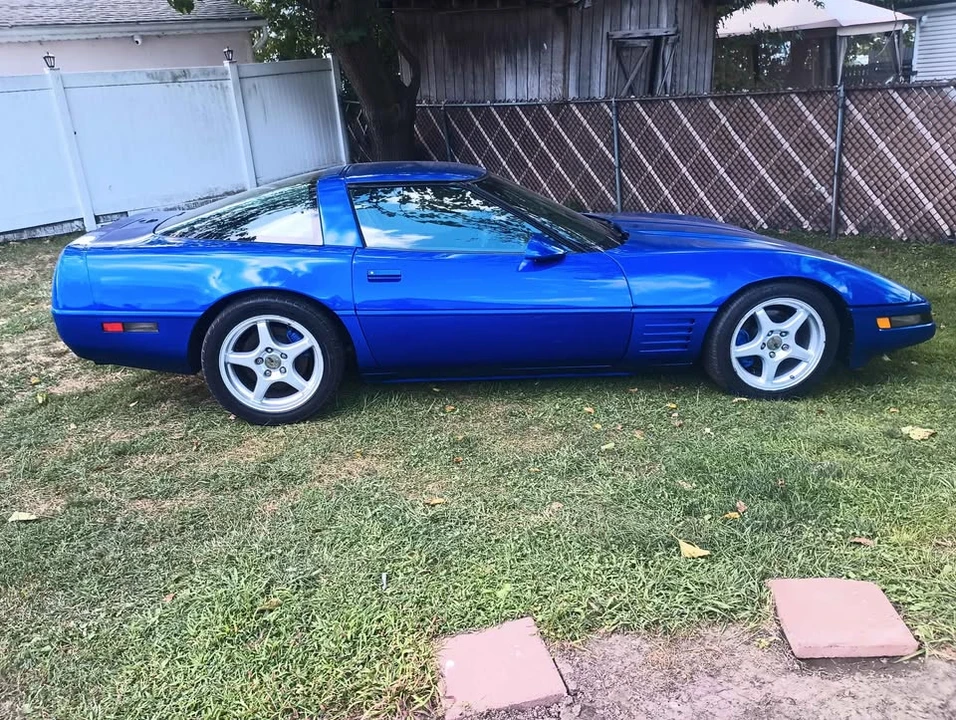 1994 Chevrolet Corvette C4 - Image 3 of 15