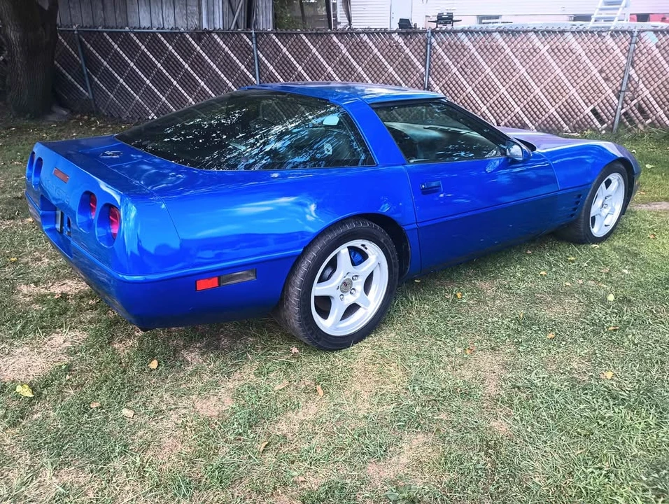1994 Chevrolet Corvette C4 - Image 4 of 15