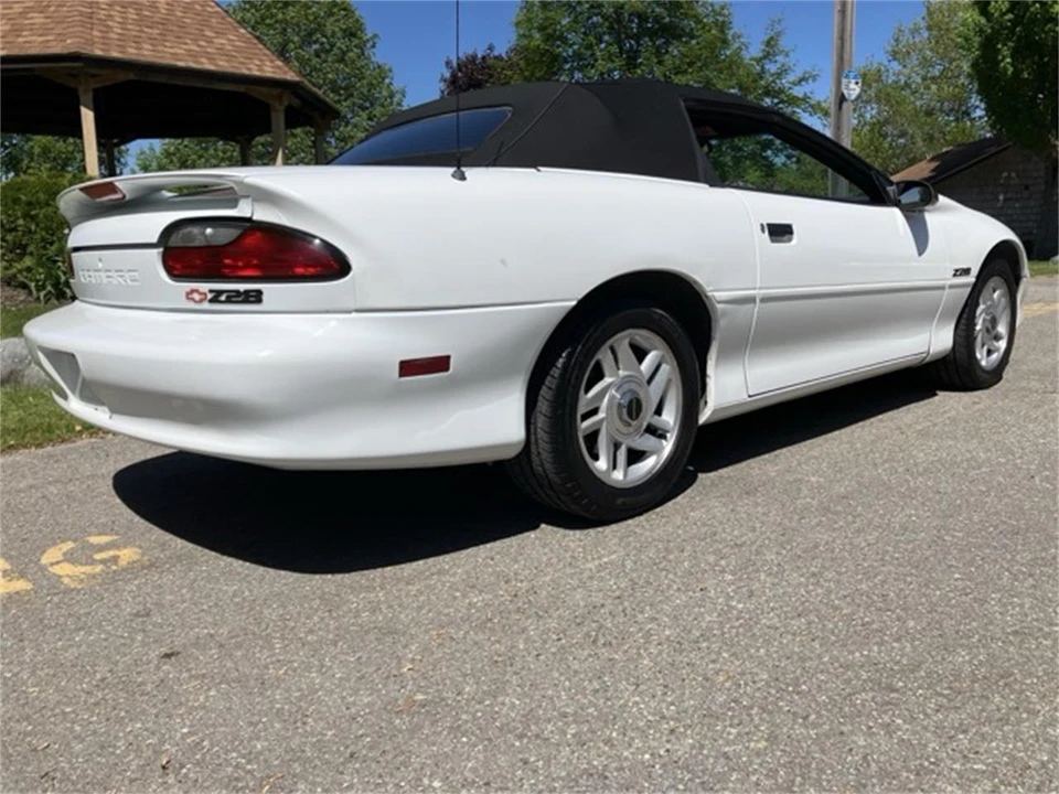 1994 Chevrolet Camaro 4th Gen - Image 4 of 12