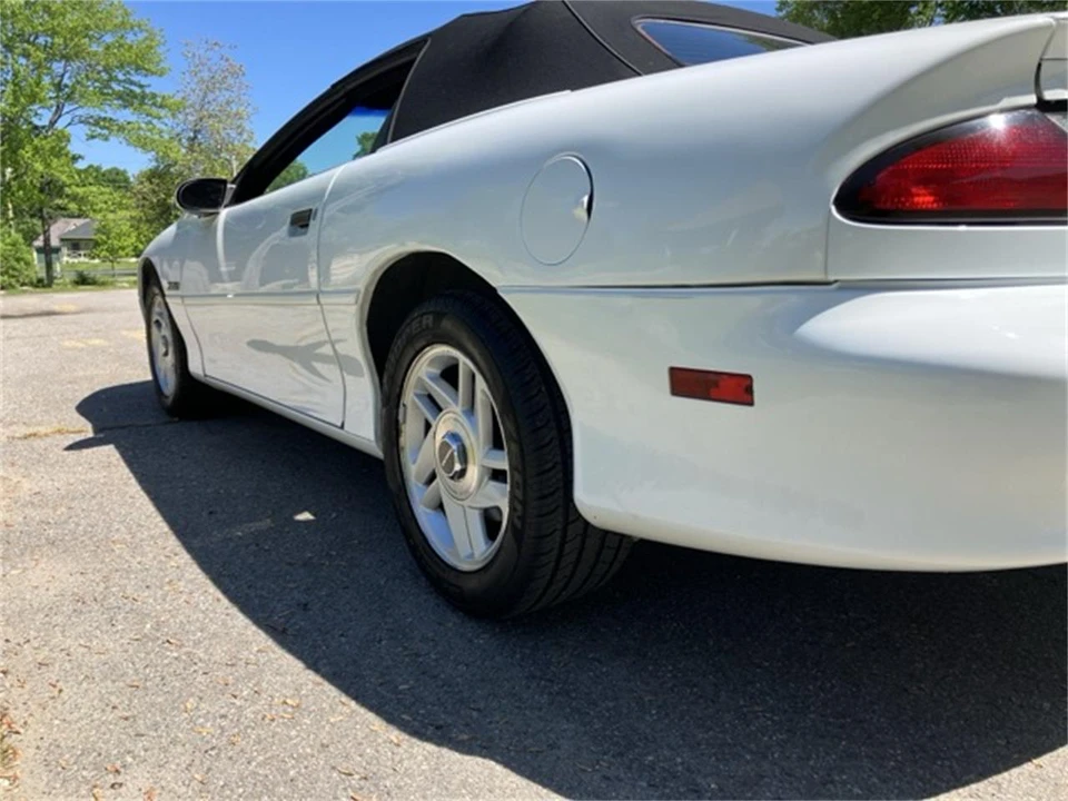 1994 Chevrolet Camaro 4th Gen - Image 6 of 12