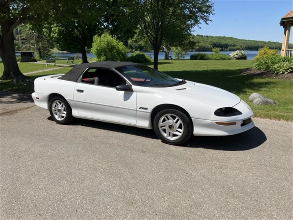 1994 Chevrolet Camaro 4th Gen - Image 8 of 12