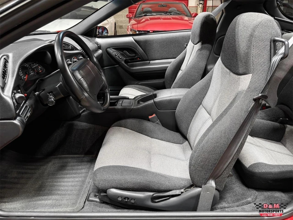 1994 Chevrolet Camaro 4th Gen - Image 12 of 31