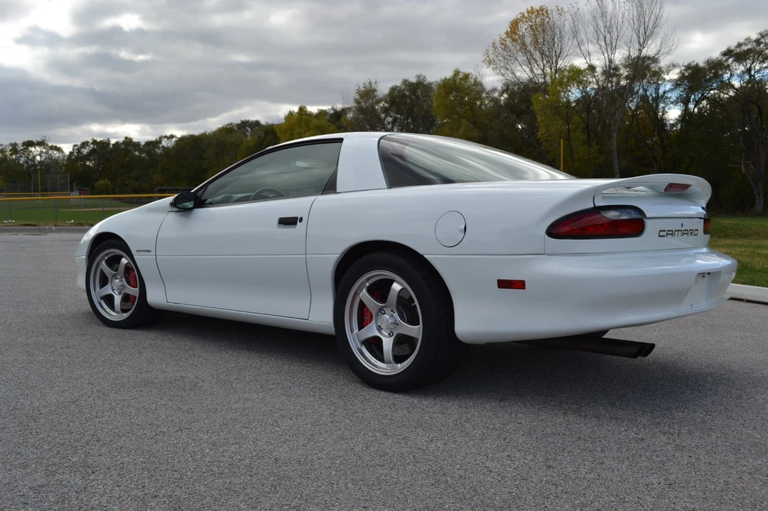 1994 Chevrolet Camaro 4th Gen - Image 3 of 21