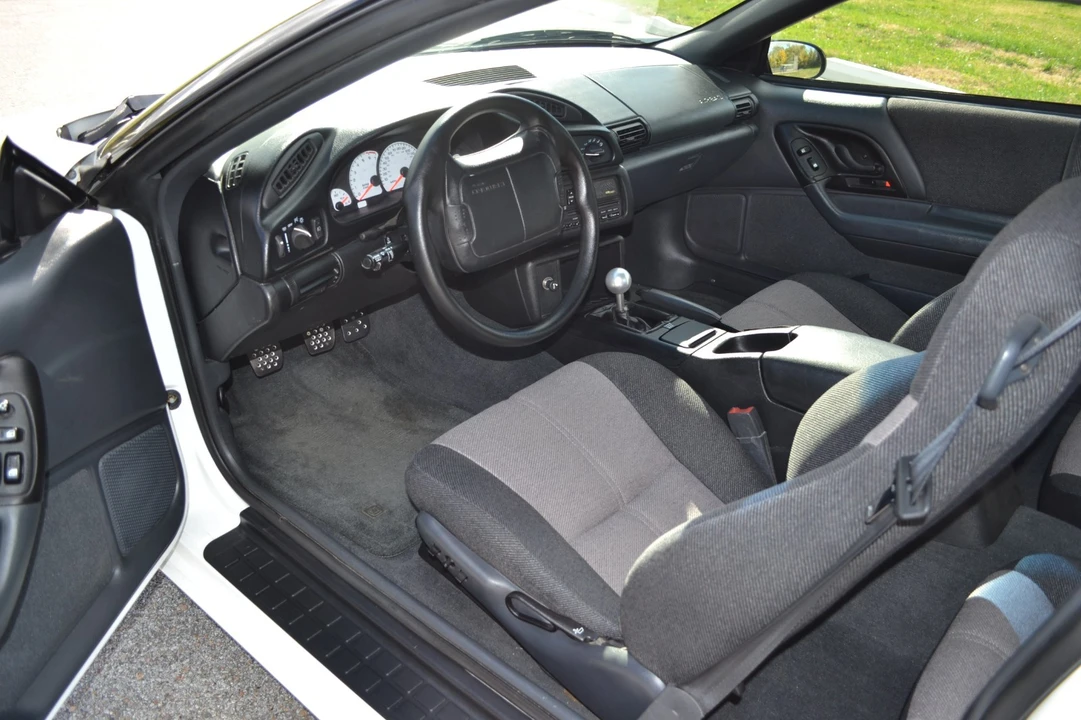 1994 Chevrolet Camaro 4th Gen - Image 10 of 21