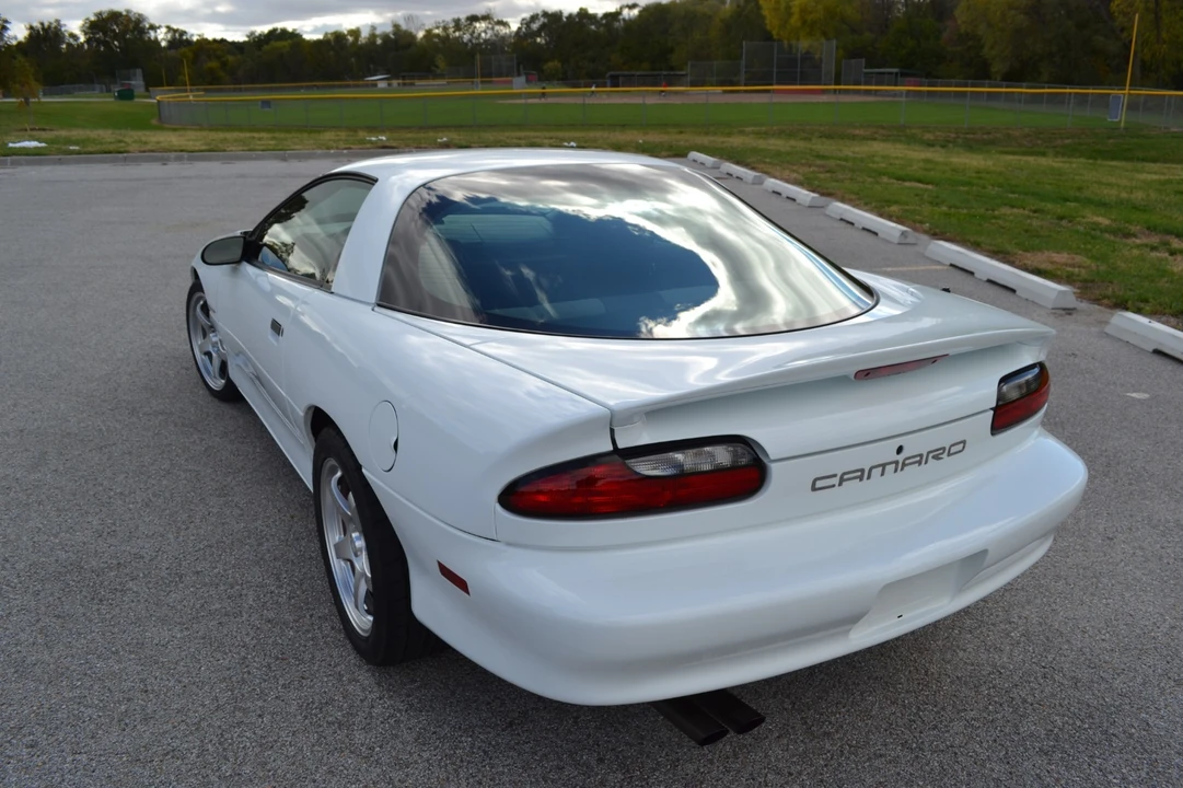 1994 Chevrolet Camaro 4th Gen - Image 8 of 21