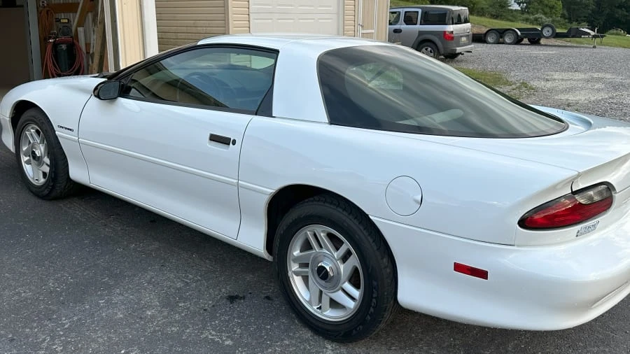 1994 Chevrolet Camaro 4th Gen - Image 5 of 29
