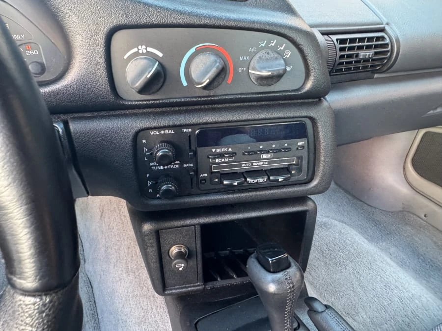 1994 Chevrolet Camaro 4th Gen - Image 6 of 9