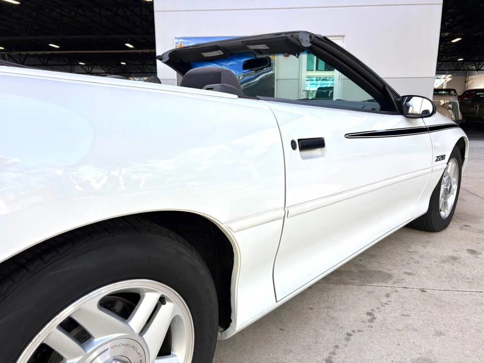 1994 Chevrolet Camaro 4th Gen - Image 17 of 31