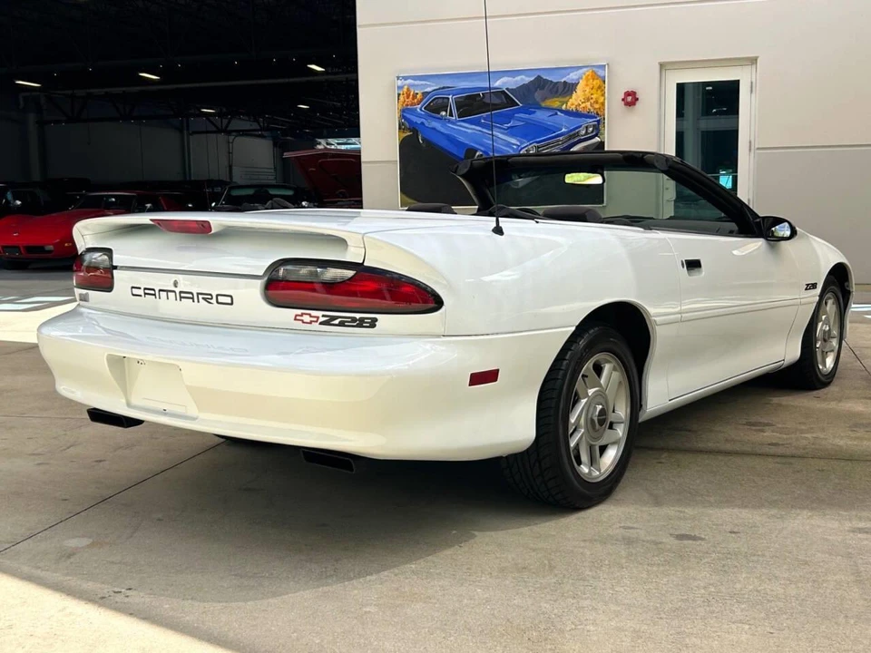 1994 Chevrolet Camaro 4th Gen - Image 5 of 31