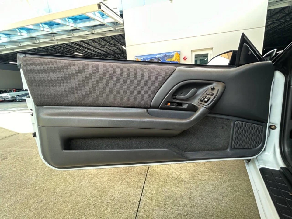 1994 Chevrolet Camaro 4th Gen - Image 15 of 31