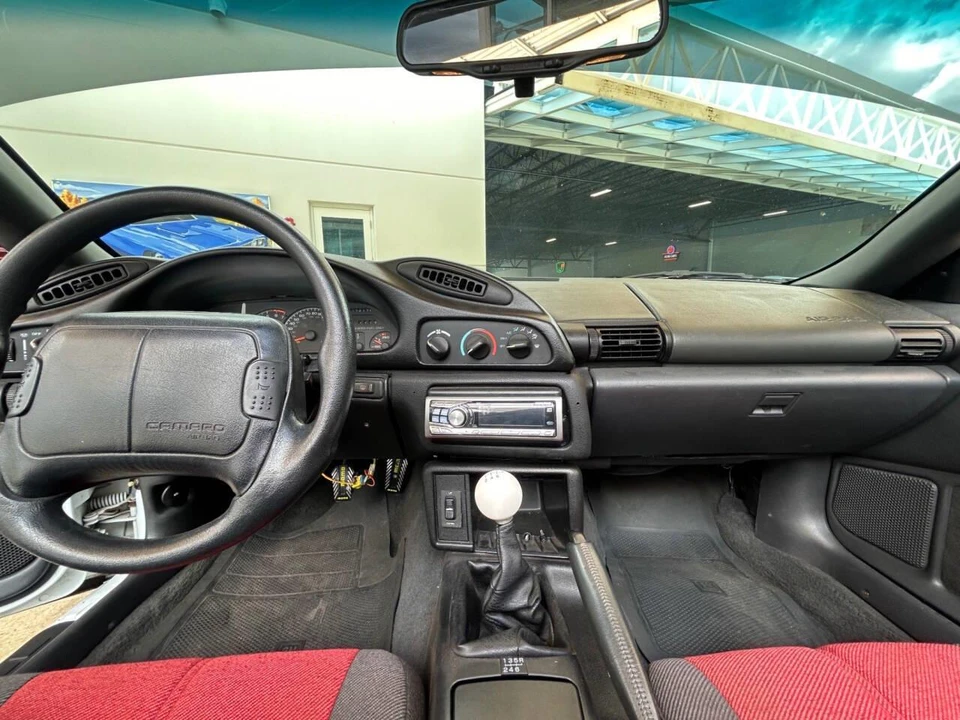 1994 Chevrolet Camaro 4th Gen - Image 18 of 31